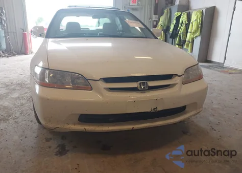 1999 Honda Accord Ex V6 z USA, uszkodzony, nr VIN 1HGCG1651XA047531